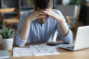 U.S. Seniors Struggle With Rising Healthcare Costs