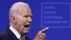 Senator Warren Allegedly Linked to Biden Autopen Use, According to Trump AI Advisor