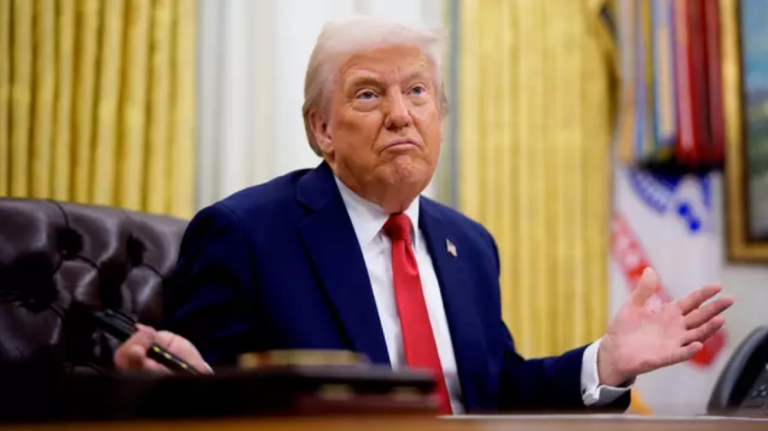 Supreme Court Blocks Trump’s Use of 227-Year-Old Wartime Law to Deport Alleged Gang Members