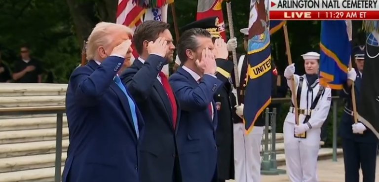 “President Trump Pays Tribute to Fallen Heroes in Solemn Memorial Day Ceremony at Arlington”