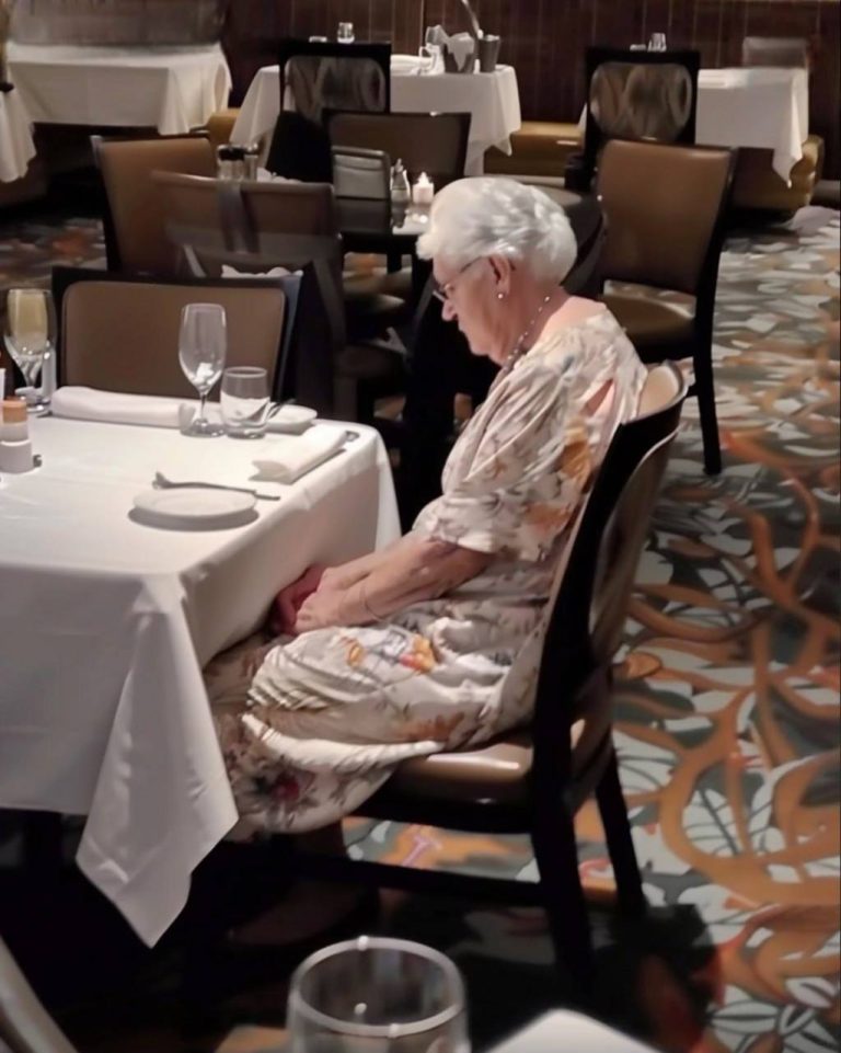 MY FAMILY LEFT MY GRANDMA ALONE AT THE RESTAURANT TO DITCH THE CHECK—TOO BAD THEY MESSED WITH THE WRONG GRANDDAUGHTER