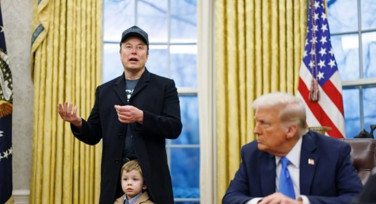 Trump Threatens to Deport Elon Musk — “DOGE Might Have to Eat Him Alive”