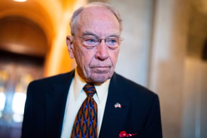 New Docs Rock D.C.: Grassley Links Obama DOJ to Clinton Moves Behind the Scenes!