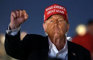 Trump Defends Aggressive Tariff Strategy as Revenues Soar and Inflation Remains Tame