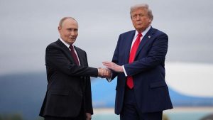 Trump–Putin Handshake Sparks Speculation at High-Stakes Meeting