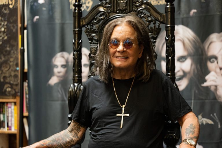 Ozzy Osbourne’s Memorial Plans Revealed: Family Decision Triggers Mixed Reactions