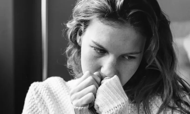 She Came to My Door Trembling and Hurt. The Words She Spoke Changed Everything