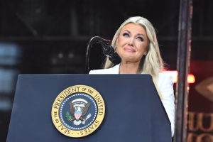 Erika Kirk Reveals Surgeon’s Final Words About Husband Charlie Kirk After Assassination