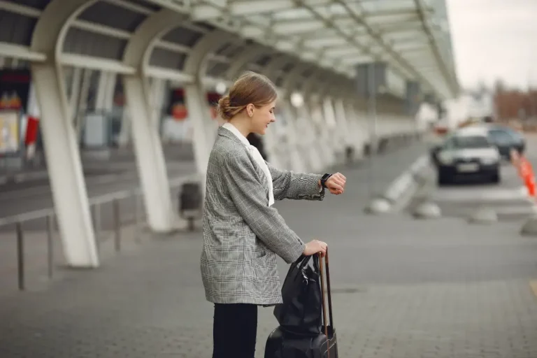 I Asked My Family To Pick Me Up From The Airport After Risky Surgery — They Refused. I Just Replied, “OK!”