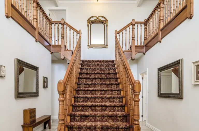 The Stepmother’s Revenge: She Threw Herself Down the Stairs to Frame Me—Until I Showed the Video