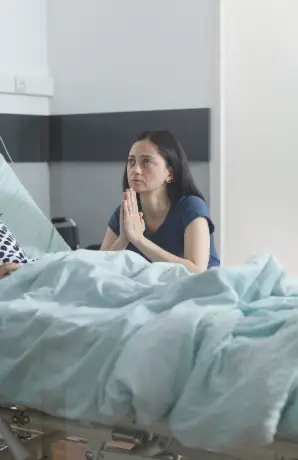 No One Came to My Son’s Surgery — Three Days Later, My Mom Texted Asking for $10,000 for My Sister’s Dress. I Sent $1 and Wrote, ‘Buy a Veil.’ The Next Morning, Everything Changed.