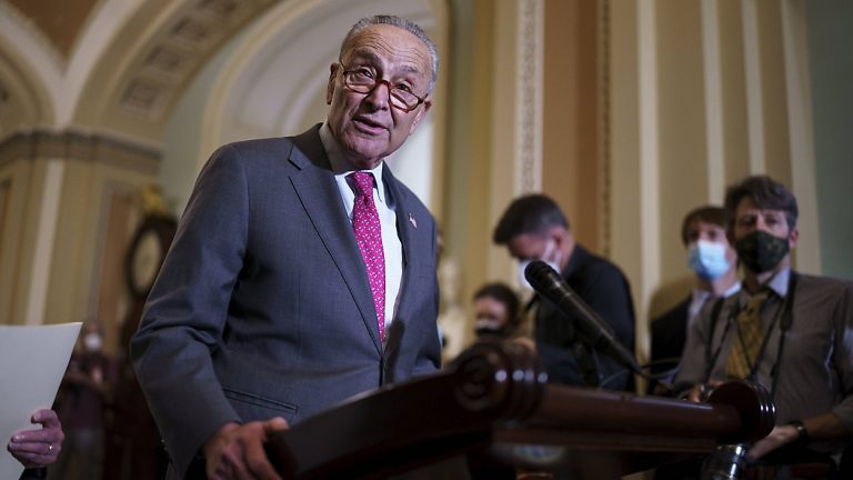 CNN Interview Highlights Tensions Amid U.S. Government Shutdown