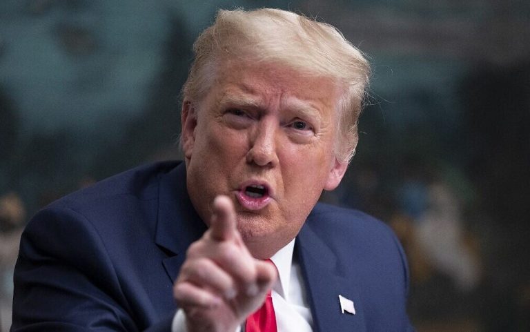 Trump releases explosive war update as he sends top envoy to meet Putin