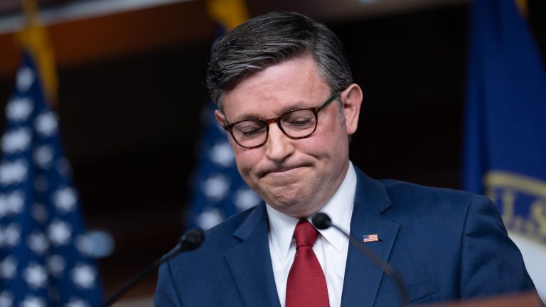 Tensions Rise in Washington as House and Senate Clash Over Healthcare Funding Strategy