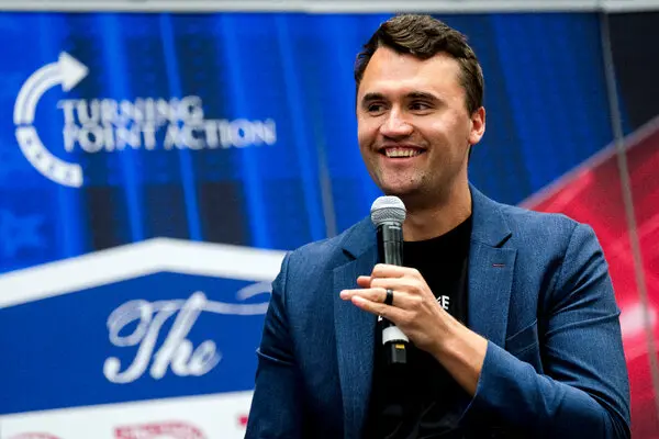 Viral Charlie Kirk tweet from 2018 resurfaces after Alex Pretti was killed by ICE agents