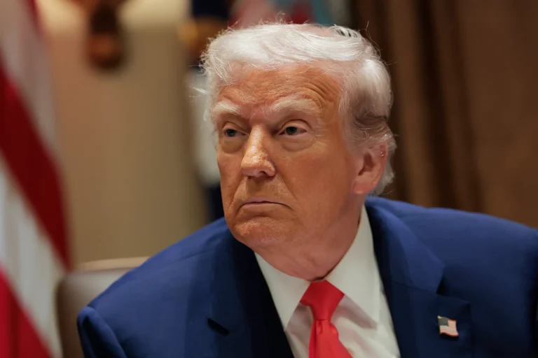 Trump issues new comment on the Tariff Rebate Checks