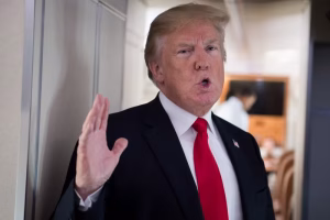 Trump sends warning to anti-ICE protesters