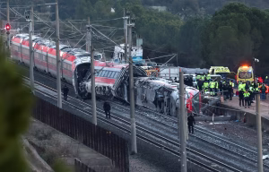 High-speed trains collide after one derails, at least 20 fatalities reported