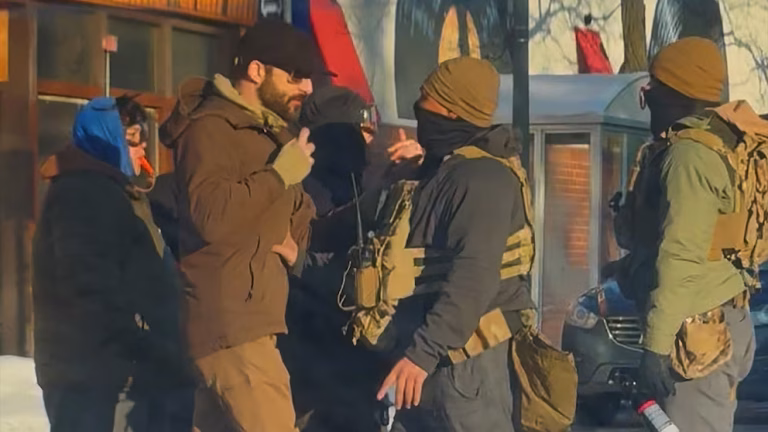 Doctor at scene of Alex Pretti shooting exposes shocking act agents allegedly committed after he was fatally shot