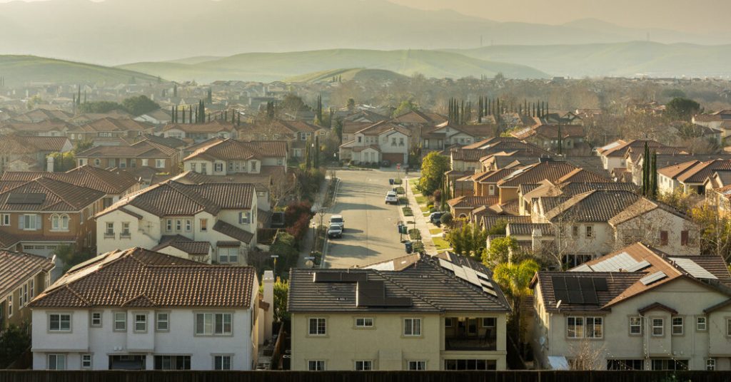 Strong earthquake strikes as warnings trigger panic for thousands