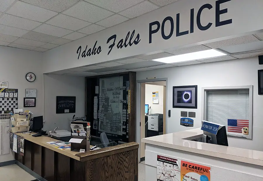 My Daughter Called From A Police Station At 3:17 A.M.—And The Officer Went Pale When I Arrived