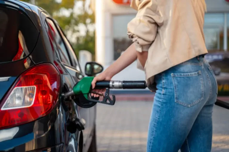 An HOA Karen Called the Cops Over Free Gas—She Didn’t Know Who Actually Owned the Station