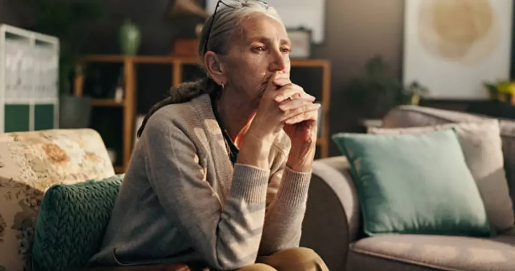 I’m 65 and My Ex-Husband Left Me a Bank Card With $300. I Didn’t Touch It for Five Years—Until One Day I Checked the Balance.