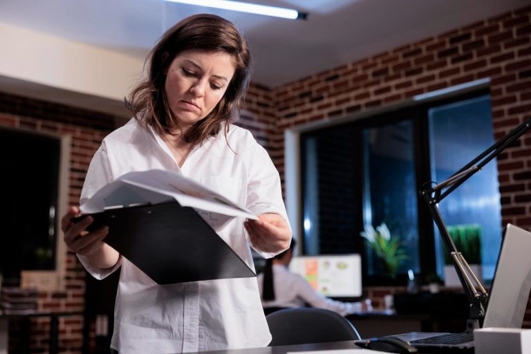 I Sent My Parents $4,000 Every Month Until I Heard What Mom Really Thought Of Me