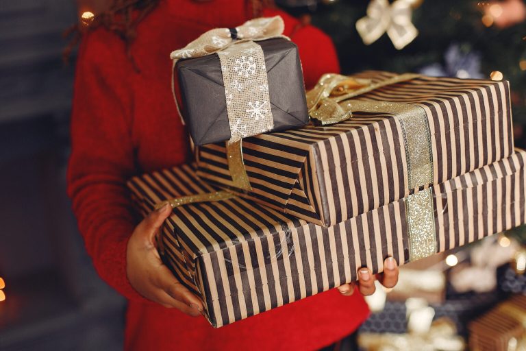 My Sister Called Me Cheap Over Her Kids’ Christmas List Until I Arrived With 12 Giant Boxes