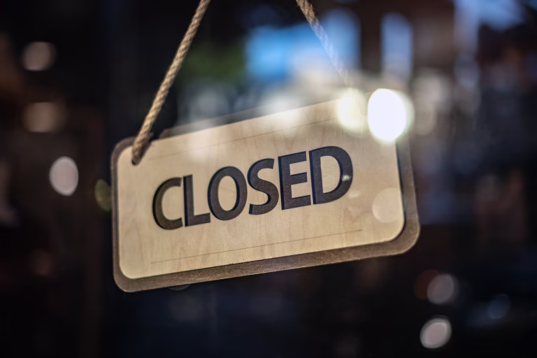 Major American retail chain files for bankruptcy after 60 years
