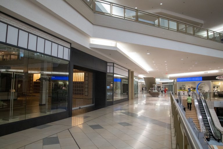 Retail Giant Suddenly Closes 75 Stores Across America