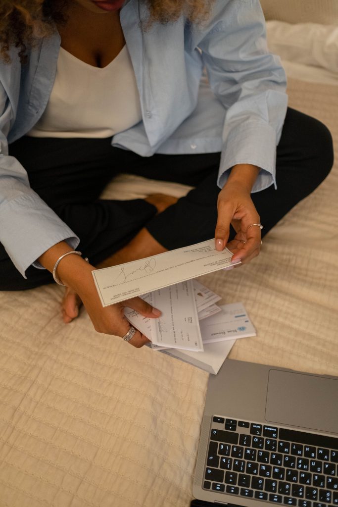 My brother tried to cash Grandpa’s $100,000 birthday check, but the bank manager went pale when he scanned it