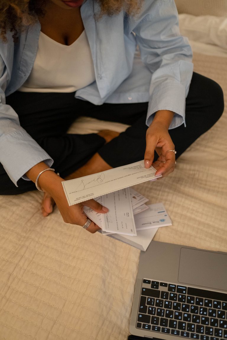 My brother tried to cash Grandpa’s $100,000 birthday check, but the bank manager went pale when he scanned it